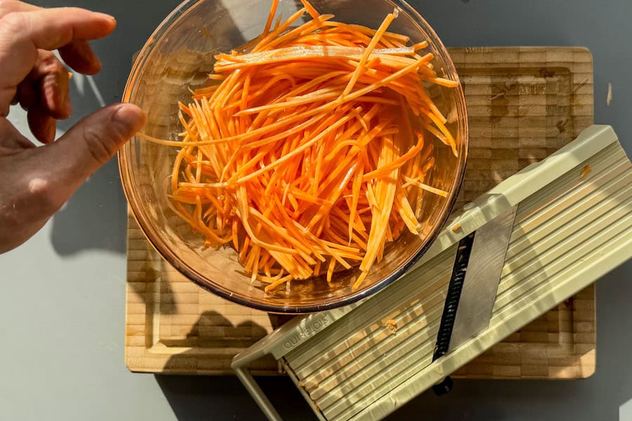 Křupavý vietnamský bramborák z hanojských ulic - Bánh Tôm 9 vietnamsky bramborak banh tom recept 11